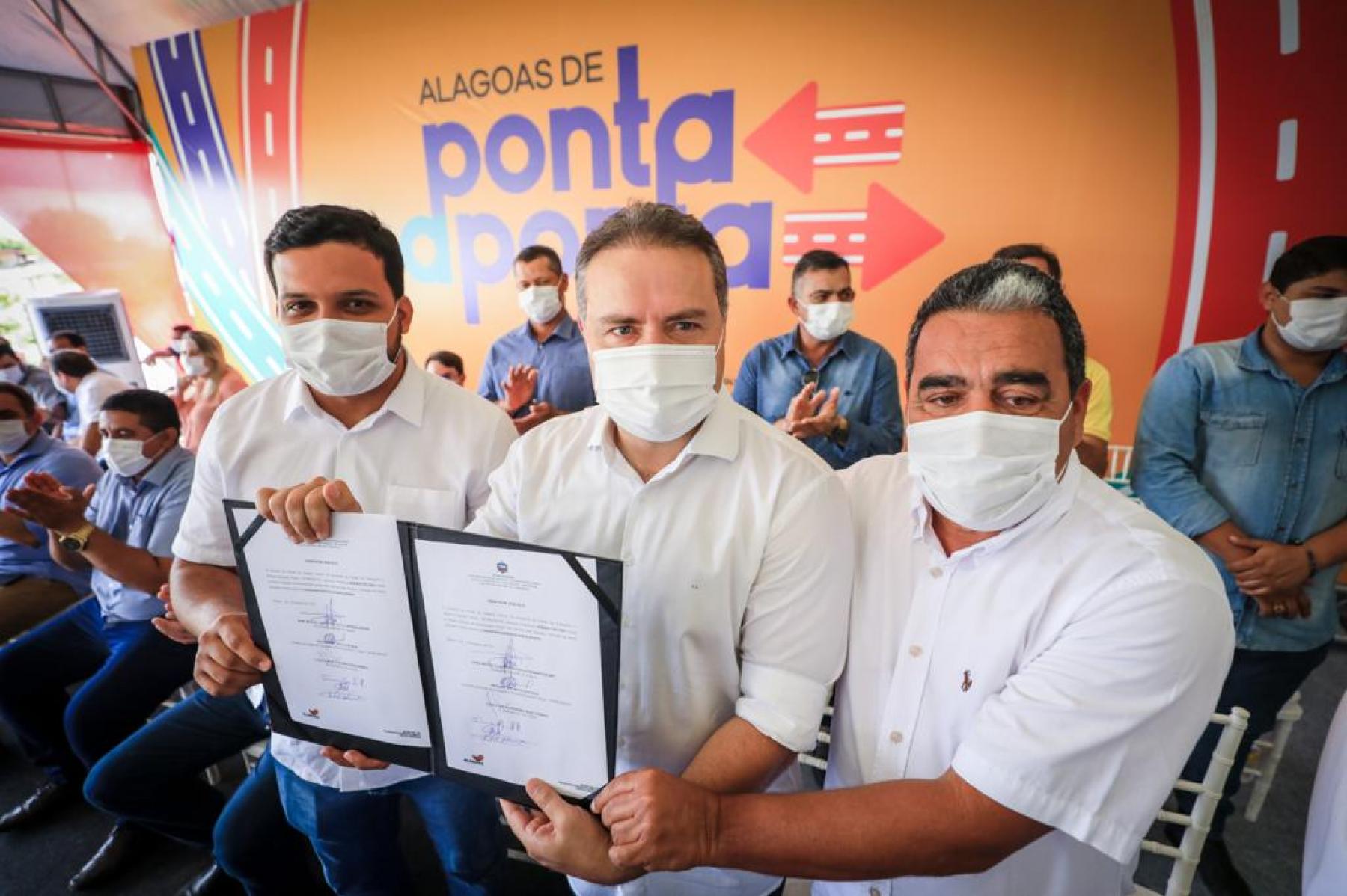 Em Dois Riachos, Governo do Estado dá a largada para o Alagoas de Ponta a Ponta
